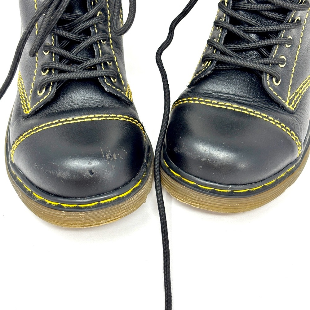 DR. MARTENS Black Buster 8-Eye Kids Leather Combat Boots - Picture 8 of 10